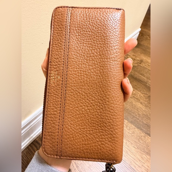 FOSSIL Pebbled Leather Large Zip Around Brown Wallet With Tassel Women’s - Picture 8 of 16